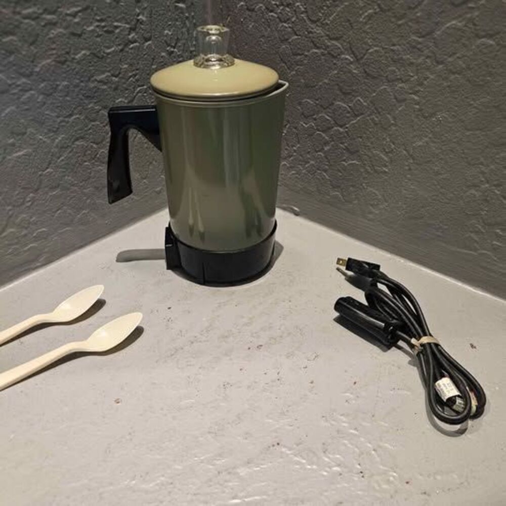 Small Travel Coffee Percolator Set With Plaid Carry Case WORKS